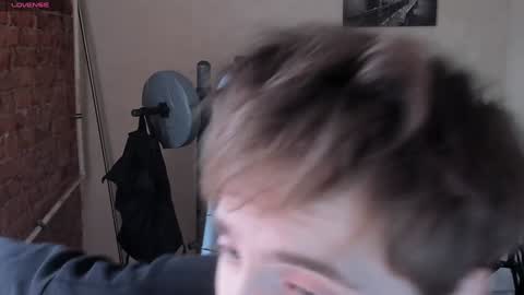 Snapshot of _tokyo_ghoul chatting on February 6, 10:15 am _tokyo_ghoul online show from February 6, 10:15 am