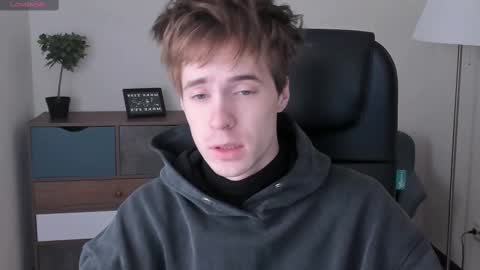 Snapshot of _tokyo_ghoul chatting on February 15, 10:11 am _tokyo_ghoul online show from February 15, 10:11 am