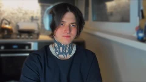 _torfin_ online show from April 25, 1:08 am