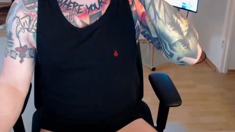 _trythis_ online show from May 10, 4:06 am