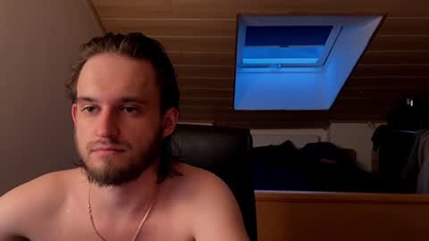 Snapshot of _v_l_a_d_ chatting on July 6, 7:16 pm Vlad online show from July 6, 7:16 pm