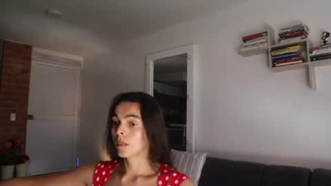 Snapshot of _vahos chatting on May 7, 5:18 pm Anastasia Vahos online show from May 7, 5:18 pm