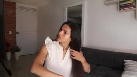 Snapshot of _vahos chatting on May 25, 5:19 pm Anastasia Vahos online show from May 25, 5:19 pm