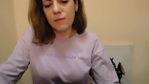 Snapshot of _vanessa_hott chatting on December 3, 6:28 pm Vanessa online show from December 3, 6:28 pm