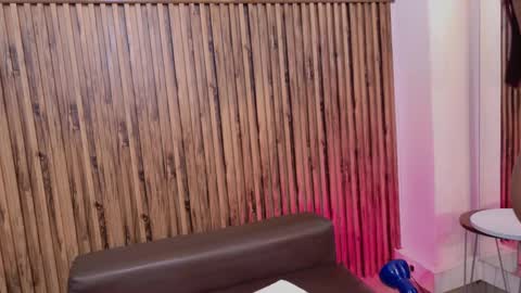 Veronica online show from November 6, 11:55 am