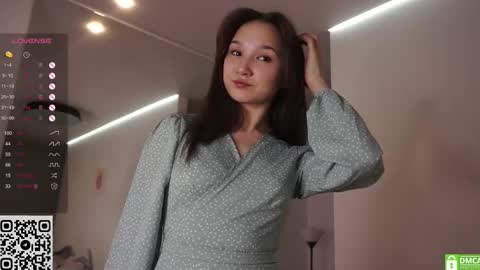 Viola online show from March 3, 4:35 pm