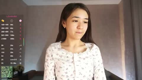 Viola online show from May 24, 5:18 pm