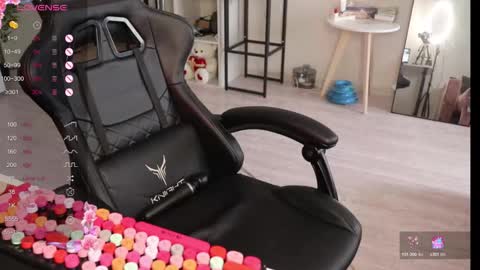 Alis online show from November 20, 8:14 am