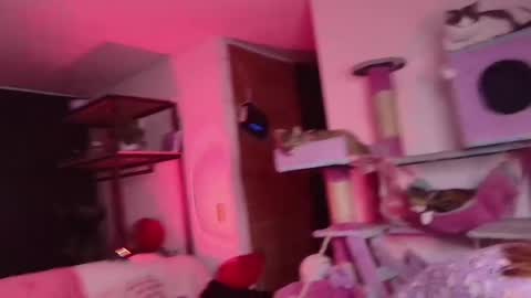 Snapshot of _vix555_ chatting on February 15, 1:21 am Vix online show from February 15, 1:21 am