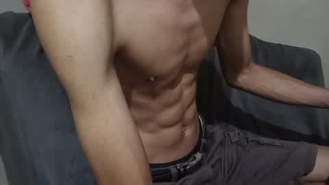 Snapshot of _vov_ chatting on May 2, 11:48 am _vov_ online show from May 2, 11:48 am