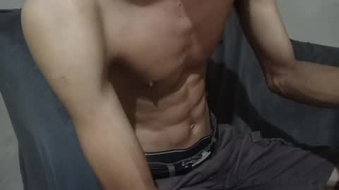 Snapshot of _vov_ chatting on June 4, 12:22 pm _vov_ online show from June 4, 12:22 pm
