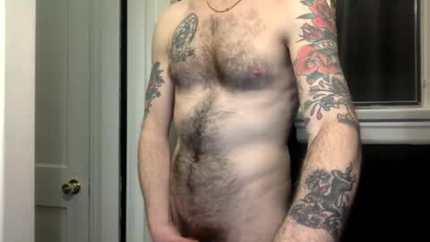 Snapshot of _wavvves_ chatting on March 25, 2:28 am _wavvves_ online show from March 25, 2:28 am