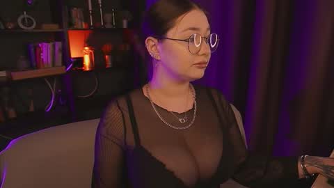 Wendy online show from March 5, 2:02 pm