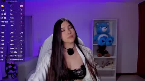 Snapshot of _wtdreamgirl chatting on June 29, 3:46 am Luisa online show from June 29, 3:46 am