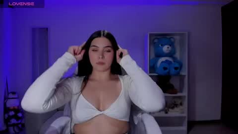 Snapshot of _wtdreamgirl chatting on July 1, 6:26 am Luisa online show from July 1, 6:26 am