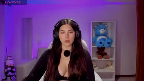 Snapshot of _wtdreamgirl chatting on July 10, 7:23 am Luisa online show from July 10, 7:23 am