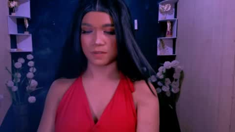 Snapshot of _xxlilly chatting on April 12, 11:43 pm _xxlilly online show from April 12, 11:43 pm