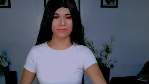 Snapshot of _xxlilly chatting on April 29, 8:07 am _xxlilly online show from April 29, 8:07 am