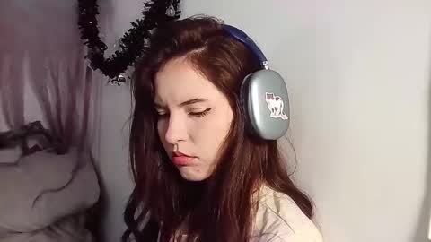 _yourcherrybomb online show from October 30, 12:12 am