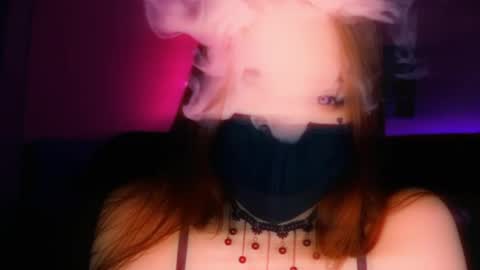 Snapshot of _yourwetdreams_ chatting on June 9, 3:12 pm Roxy online show from June 9, 3:12 pm