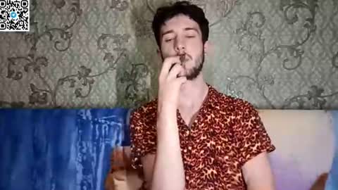 Snapshot of _zanex chatting on June 30, 7:48 pm Oleg online show from June 30, 7:48 pm