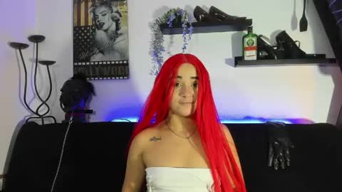 Snapshot of _zara_rosse chatting on April 16, 11:00 am ZARA online show from April 16, 11:00 am