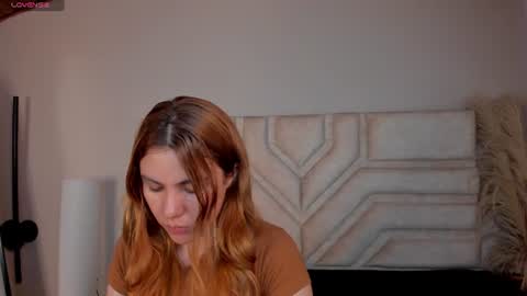 Snapshot of _zoe_3 chatting on July 14, 12:44 pm Zoe online show from July 14, 12:44 pm