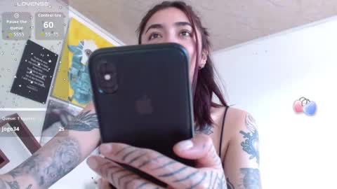 Zoe  online show from June 1, 5:47 pm