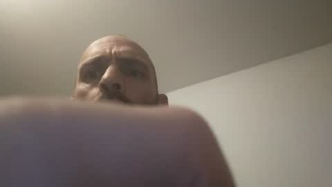 Snapshot of a02257661 chatting on June 14, 5:15 pm a02257661 online show from June 14, 5:15 pm