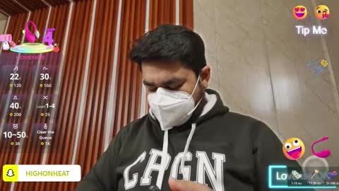 Sleepy owl online show from January 8, 8:27 am