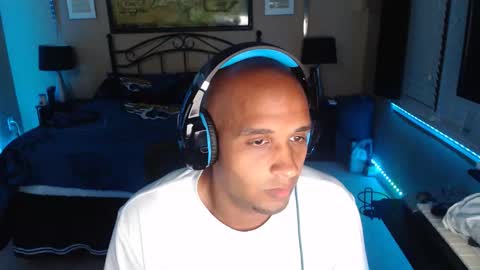 Snapshot of a4orce chatting on May 9, 1:55 am a4orce online show from May 9, 1:55 am
