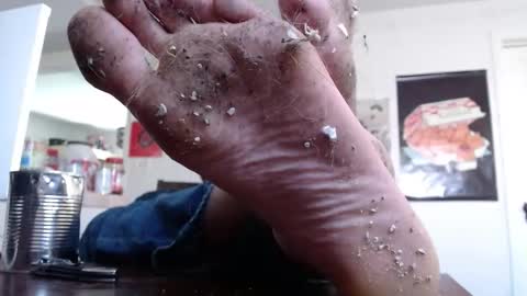 a81811757 online show from March 1, 6:21 pm