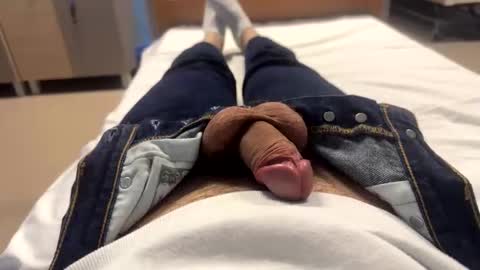 a_c6t online show from February 2, 8:40 pm