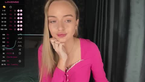 Adelina online show from November 25, 1:55 pm