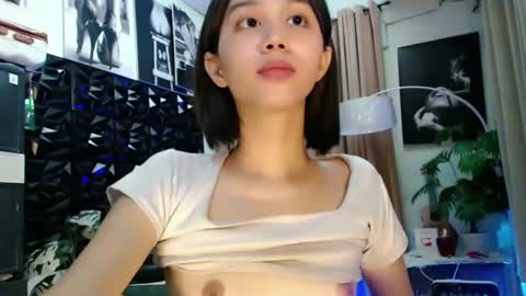 Lovely Yana  online show from April 8, 12:16 pm