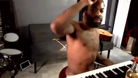 a_rizzy85 online show from February 12, 8:48 pm