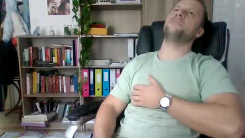 Long distance cumshot online show from February 27, 10:26 am