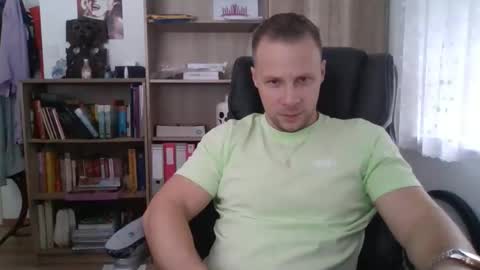 Long distance cumshot online show from February 3, 11:26 am