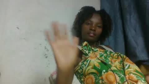 aadienne online show from April 12, 5:51 pm