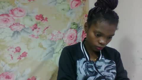 Snapshot of aadienne chatting on April 30, 5:58 am aadienne online show from April 30, 5:58 am