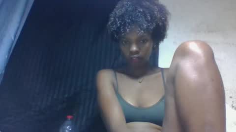 Snapshot of aadienne chatting on May 9, 8:19 am aadienne online show from May 9, 8:19 am