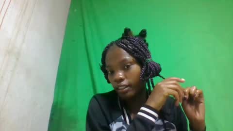 Snapshot of aadienne chatting on May 12, 9:56 pm aadienne online show from May 12, 9:56 pm