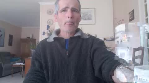 Snapshot of aalex1717 chatting on November 5, 8:47 am Aalex1717 online show from November 5, 8:47 am