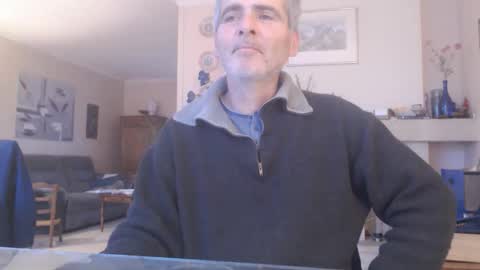 Snapshot of aalex1717 chatting on November 20, 7:08 am Aalex1717 online show from November 20, 7:08 am