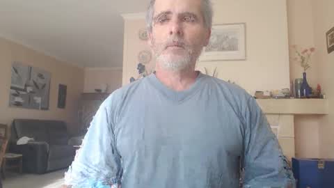 Snapshot of aalex1717 chatting on January 10, 11:56 am Aalex1717 online show from January 10, 11:56 am