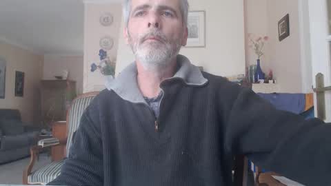 Snapshot of aalex1717 chatting on May 16, 10:12 am Aalex1717 online show from May 16, 10:12 am