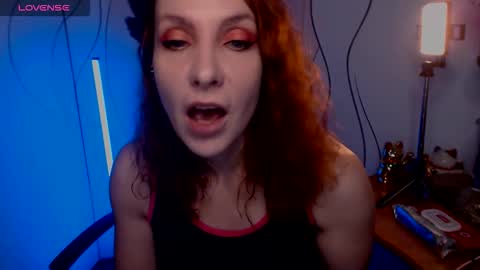 Snapshot of aamazingjoi chatting on October 6, 7:39 am Katie online show from October 6, 7:39 am