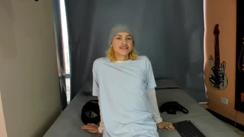 Aaron fordd online show from November 21, 11:20 am