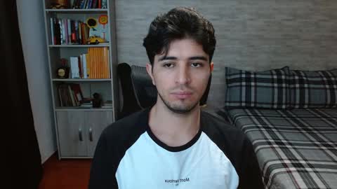 Aaron online show from November 7, 6:30 pm