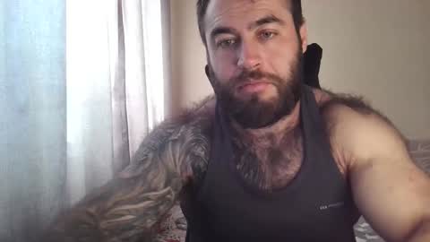 Snapshot of aaron_royal chatting on May 6, 4:08 am Davin tayl online show from May 6, 4:08 am